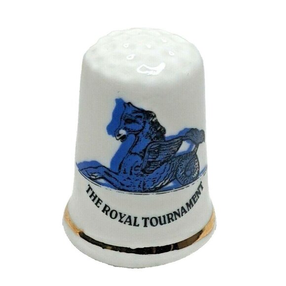 Vintage Jean Manson The Royal Tournament Fine Bone China Collectors Thimble - Picture 1 of 5